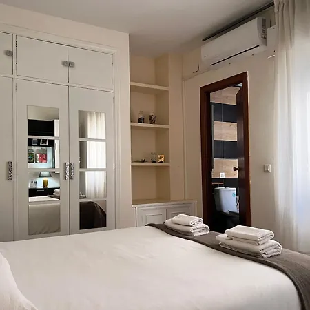 Center - Aloha Apartman Sevilla